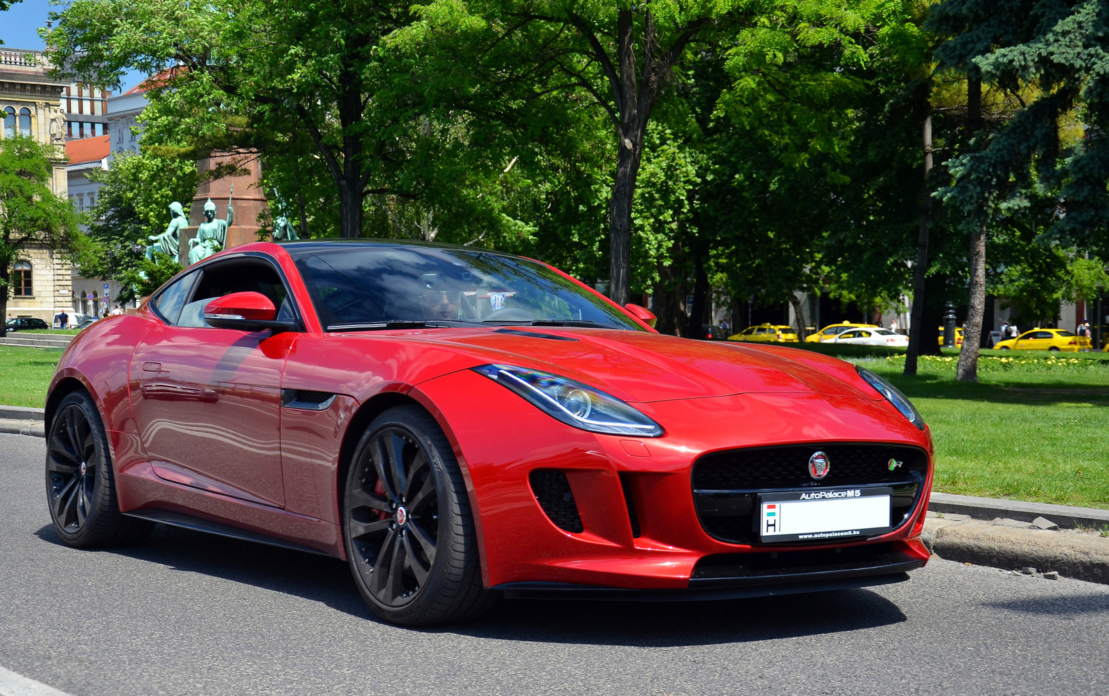 Jaguar F-Type R Coupé