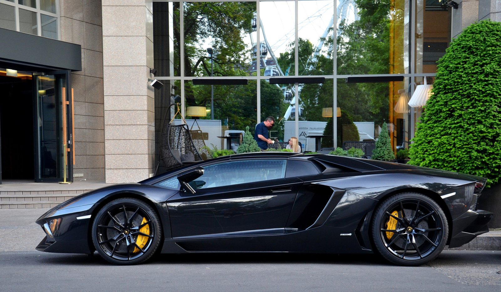 Lamborghini Aventador LP700-4 Roadster