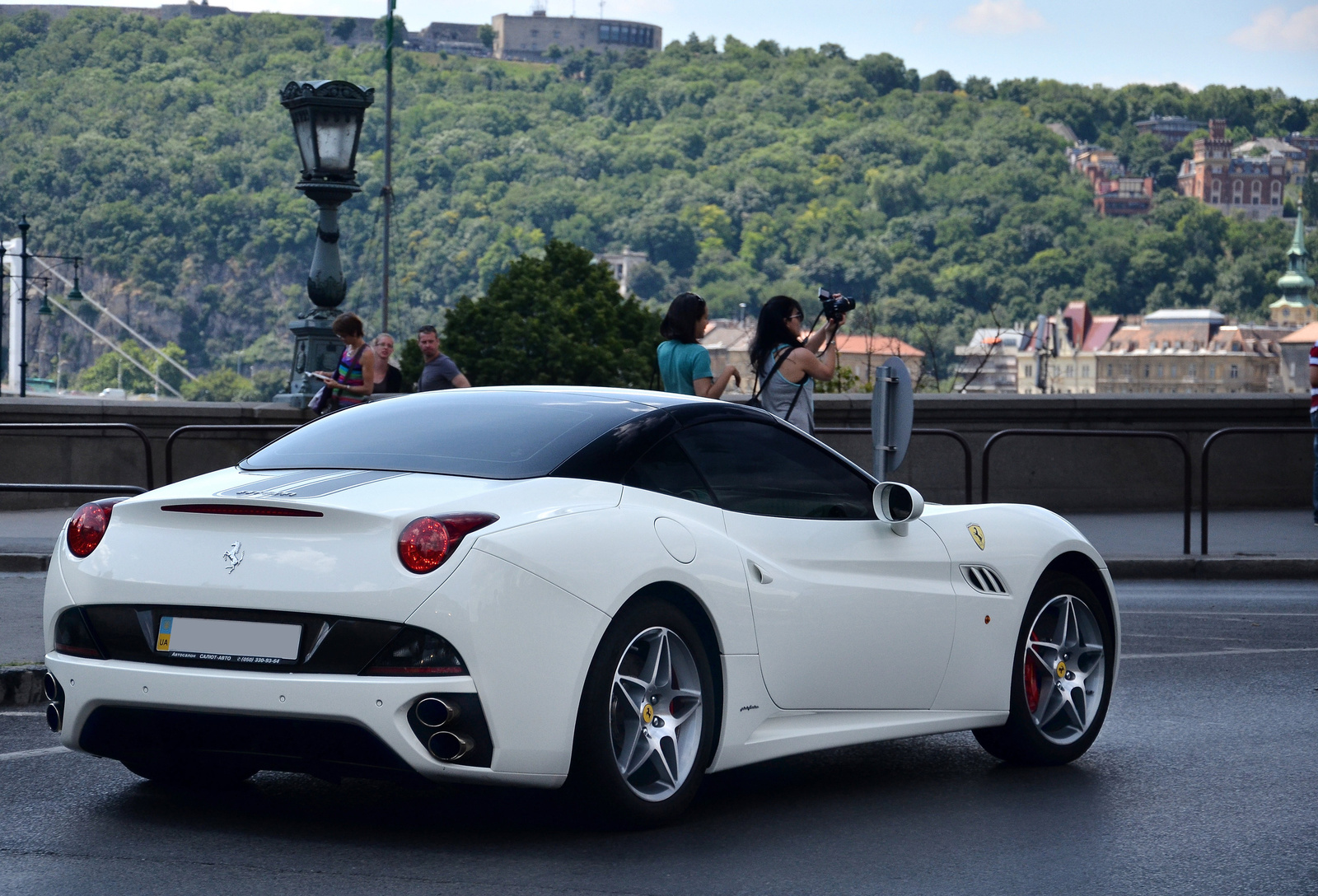 Ferrari California