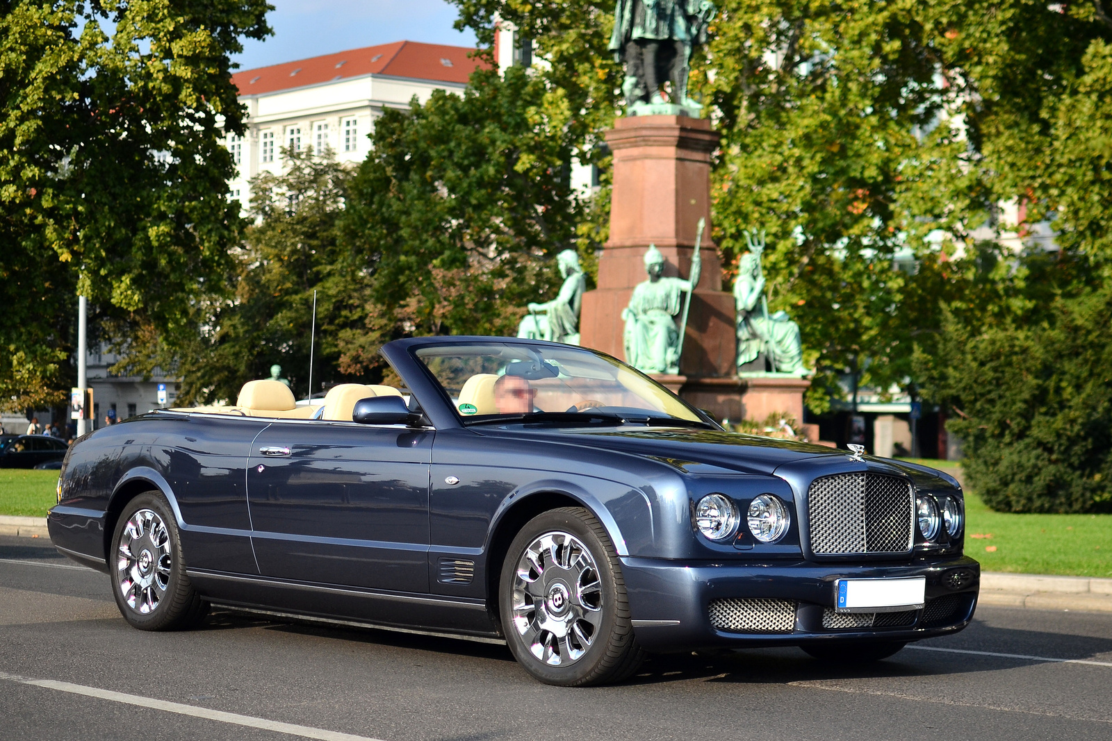 Bentley Azure 2006