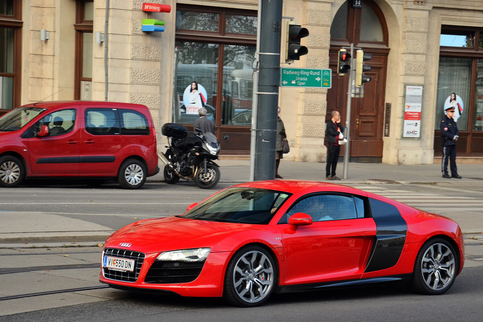 Audi R8 V10