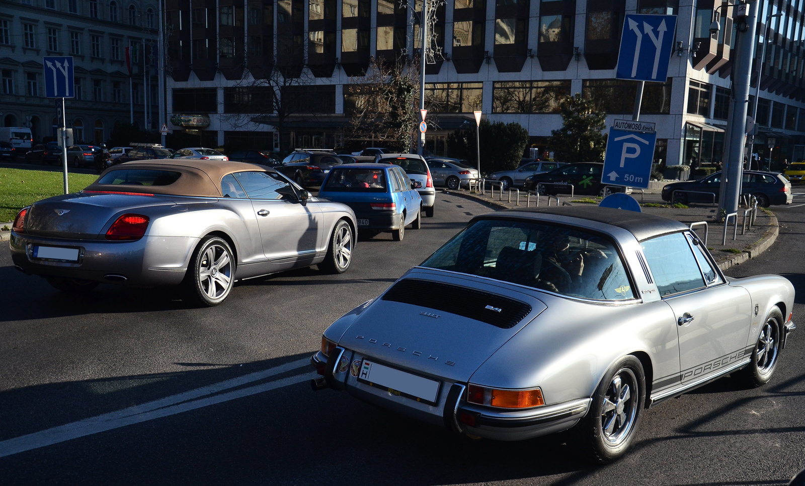 Continental GTC - 911 T 2.4 Targa