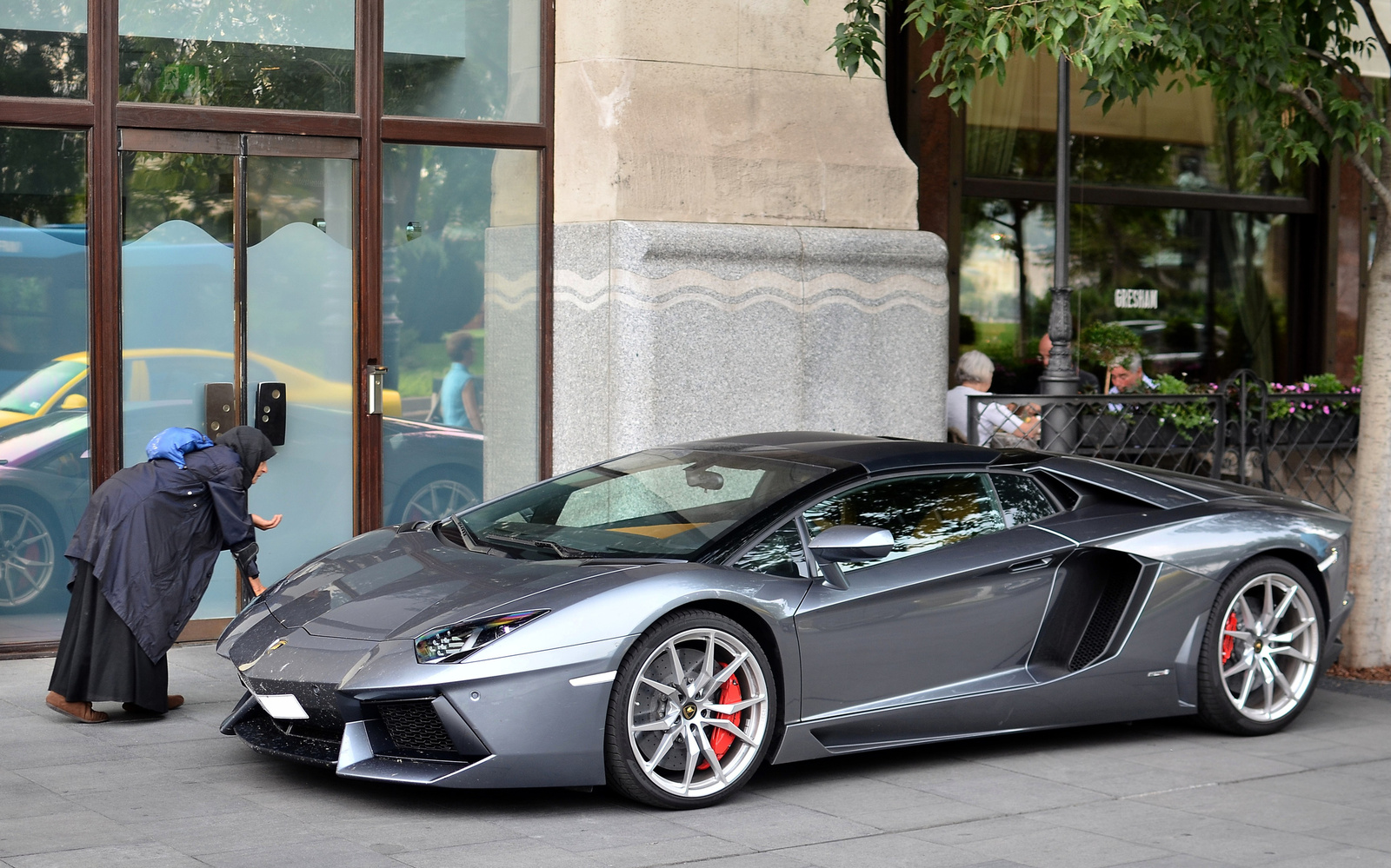 Lamborghini Aventador LP700-4 Roadster