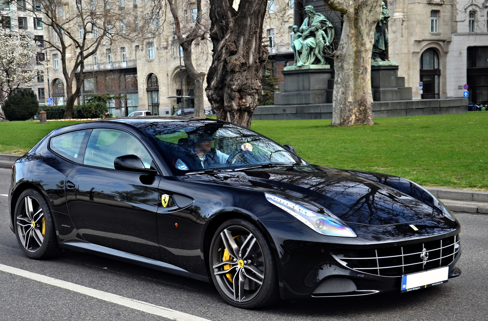 Ferrari FF