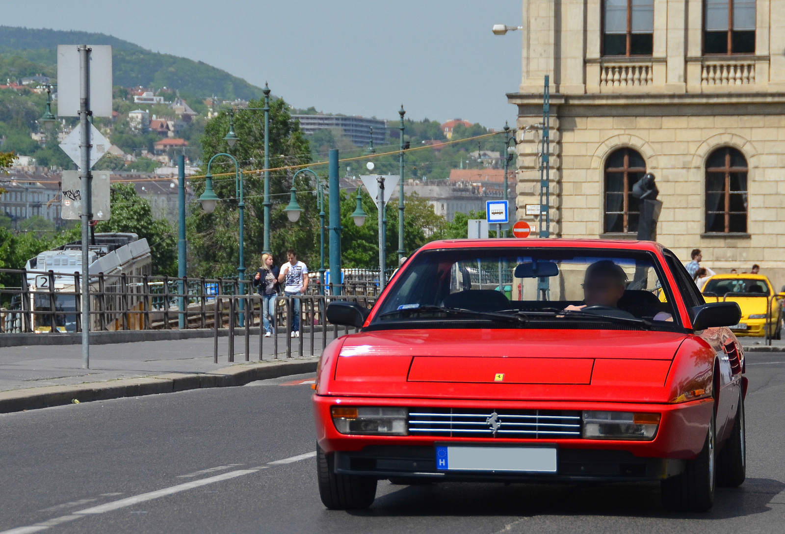 Ferrari Mondial T