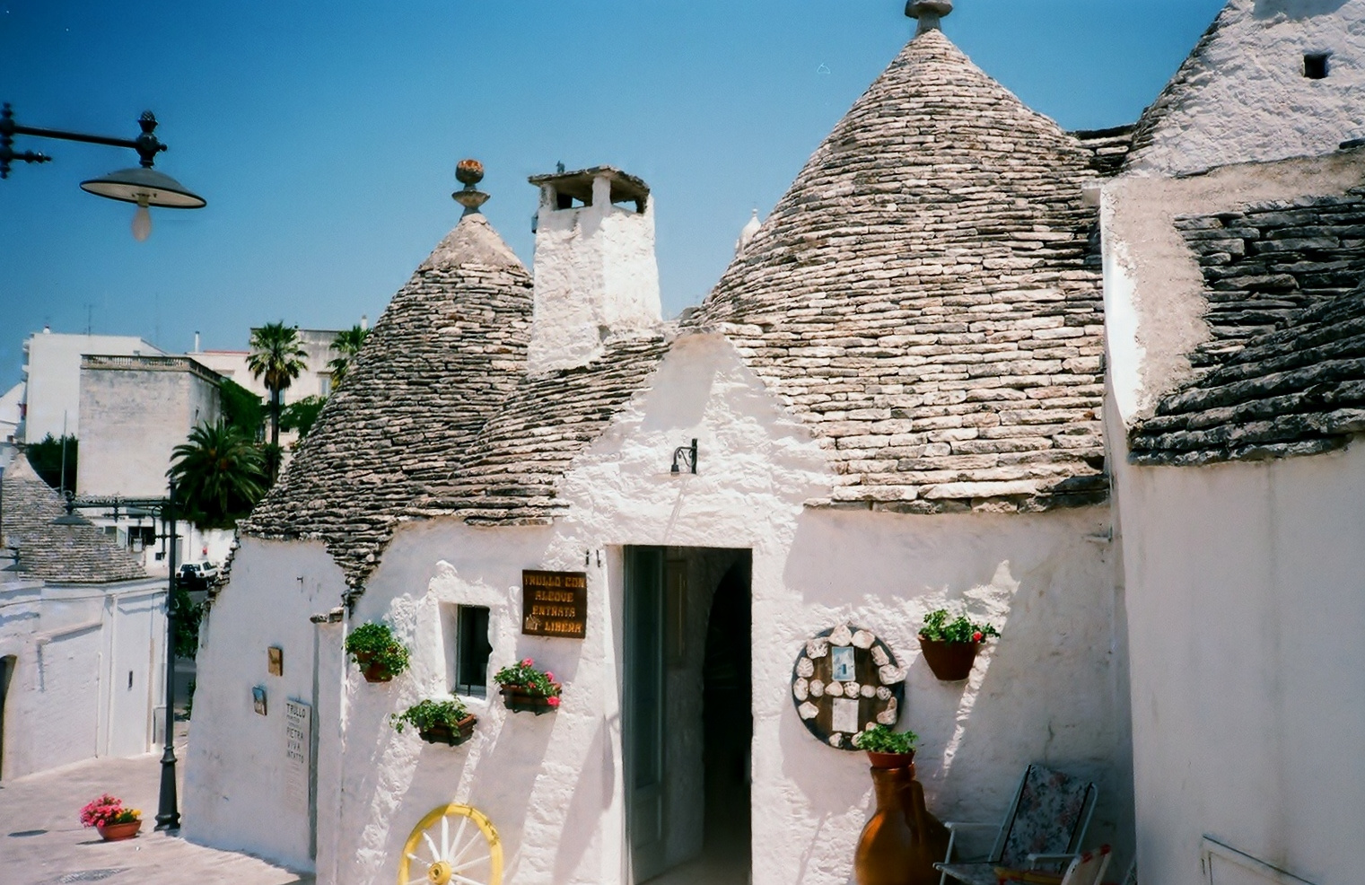 puglia, trulli