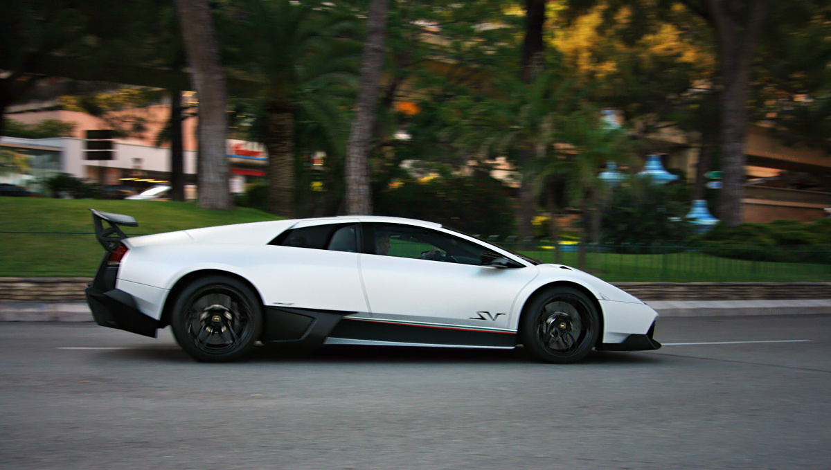 Lamborghini LP670-4 SV