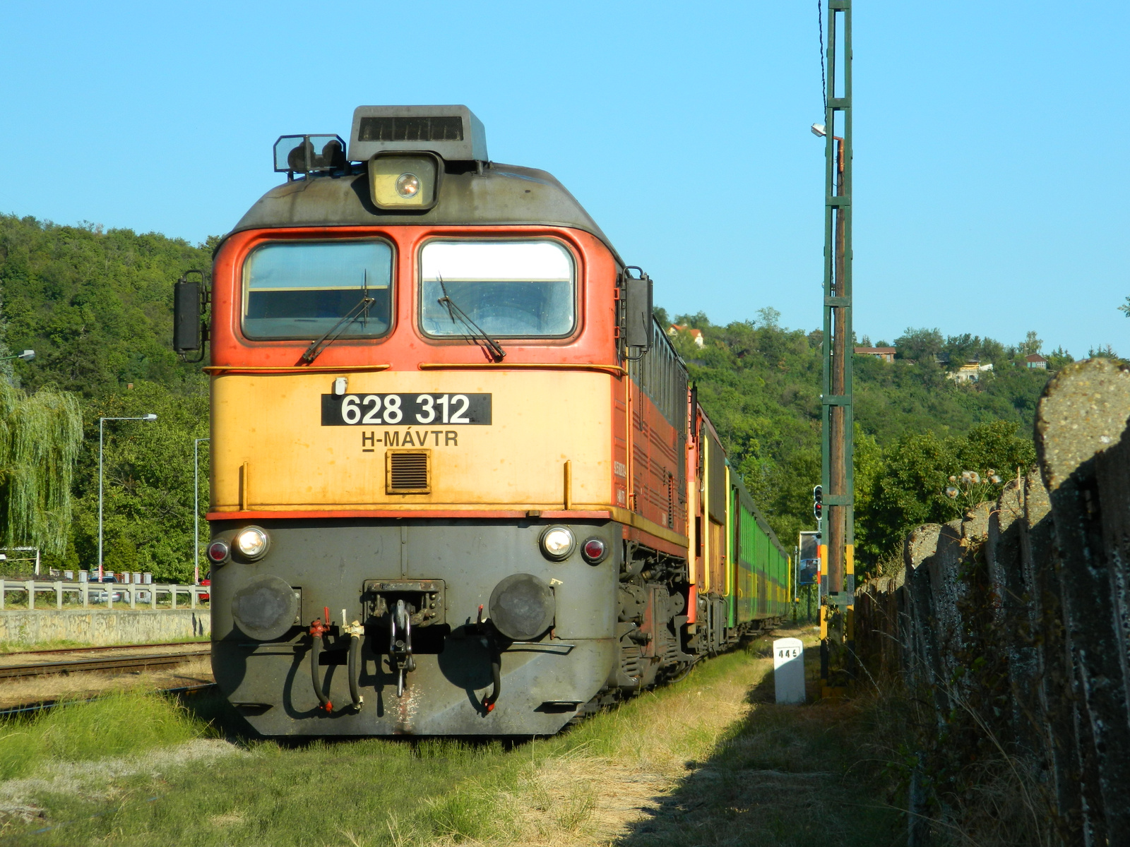 628 312 + 418 326 / B.fűzfő