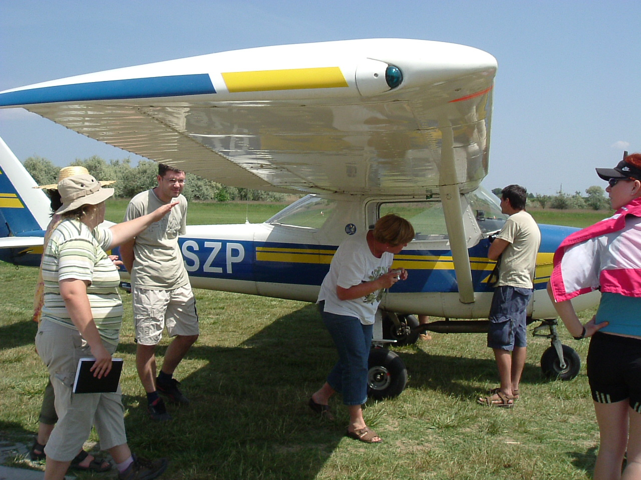 DSCF8197Cessna-150