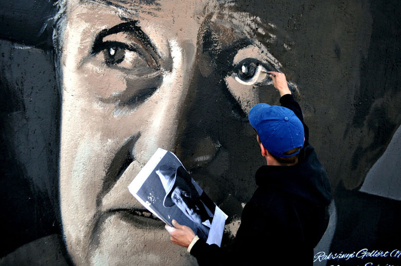 Elkészült a Nemzet Színészei óriás faldekoráció - sajtófotó