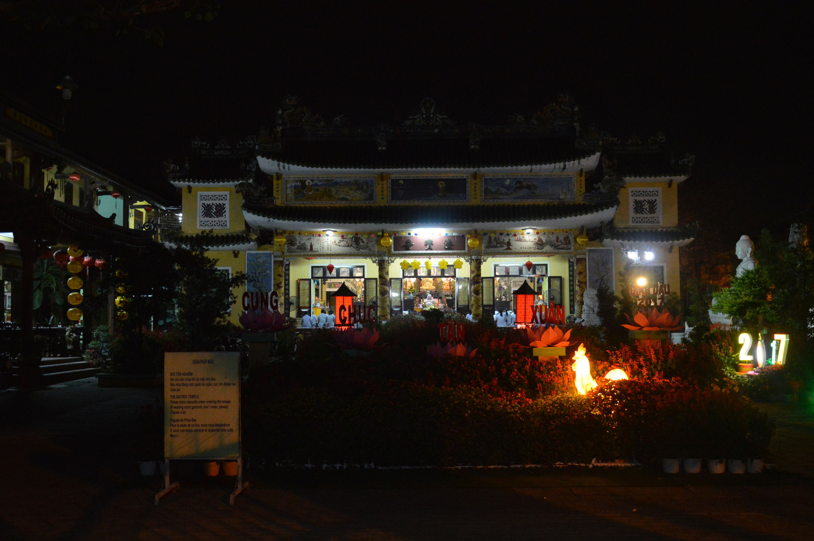 50 Hoi An Pagoda esti kivilágítás