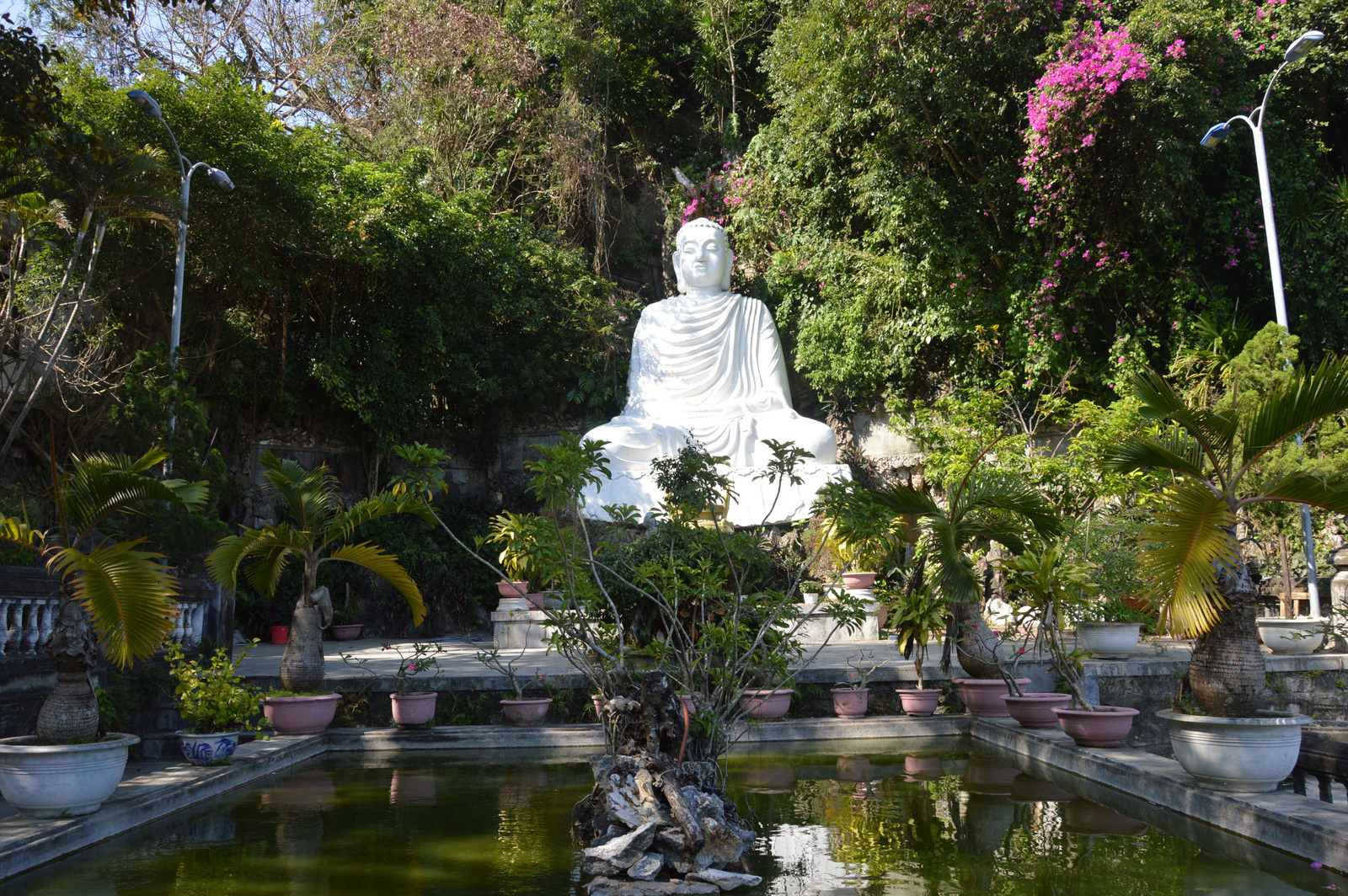 96 Márvány-hegy Buddha-szobor