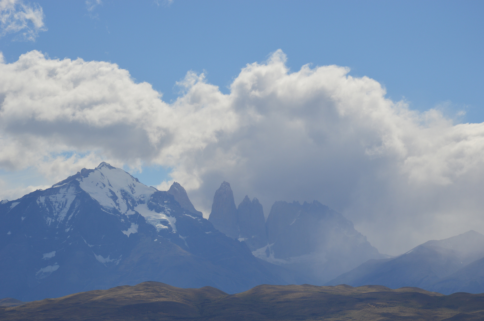 Torres del Paine a 3 torony felhőben