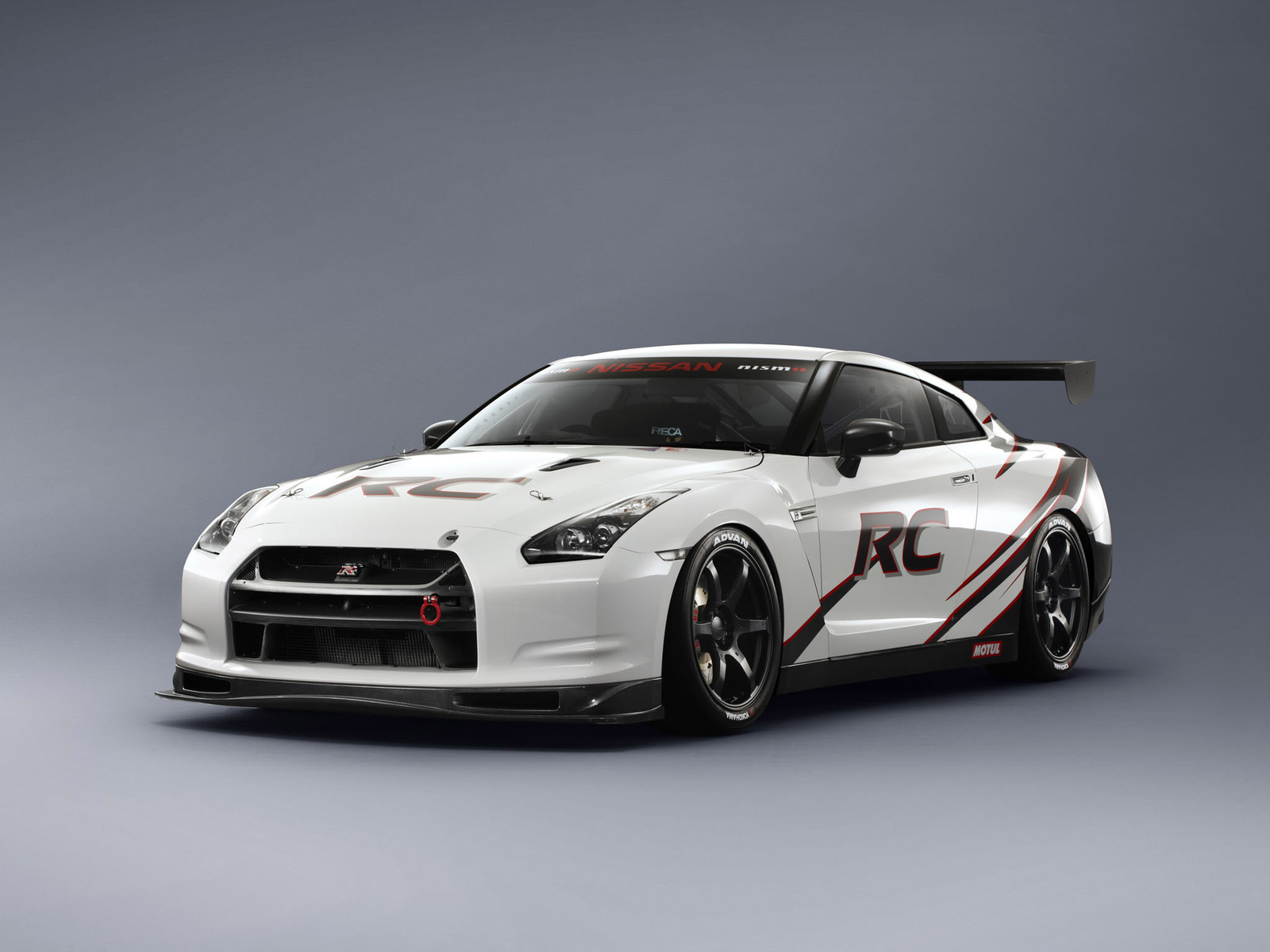 nismo nissan-gt-r-rc-2011 r2