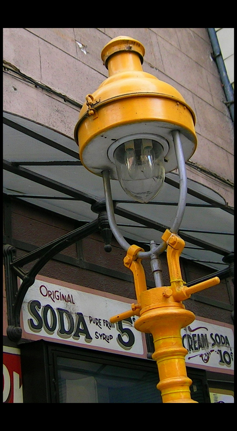 sárga lámpa