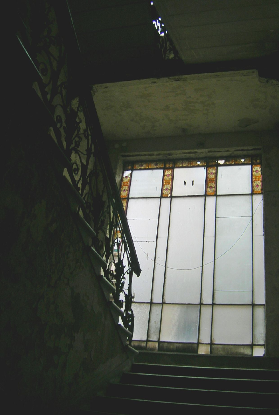 lépcsőház ablakkal