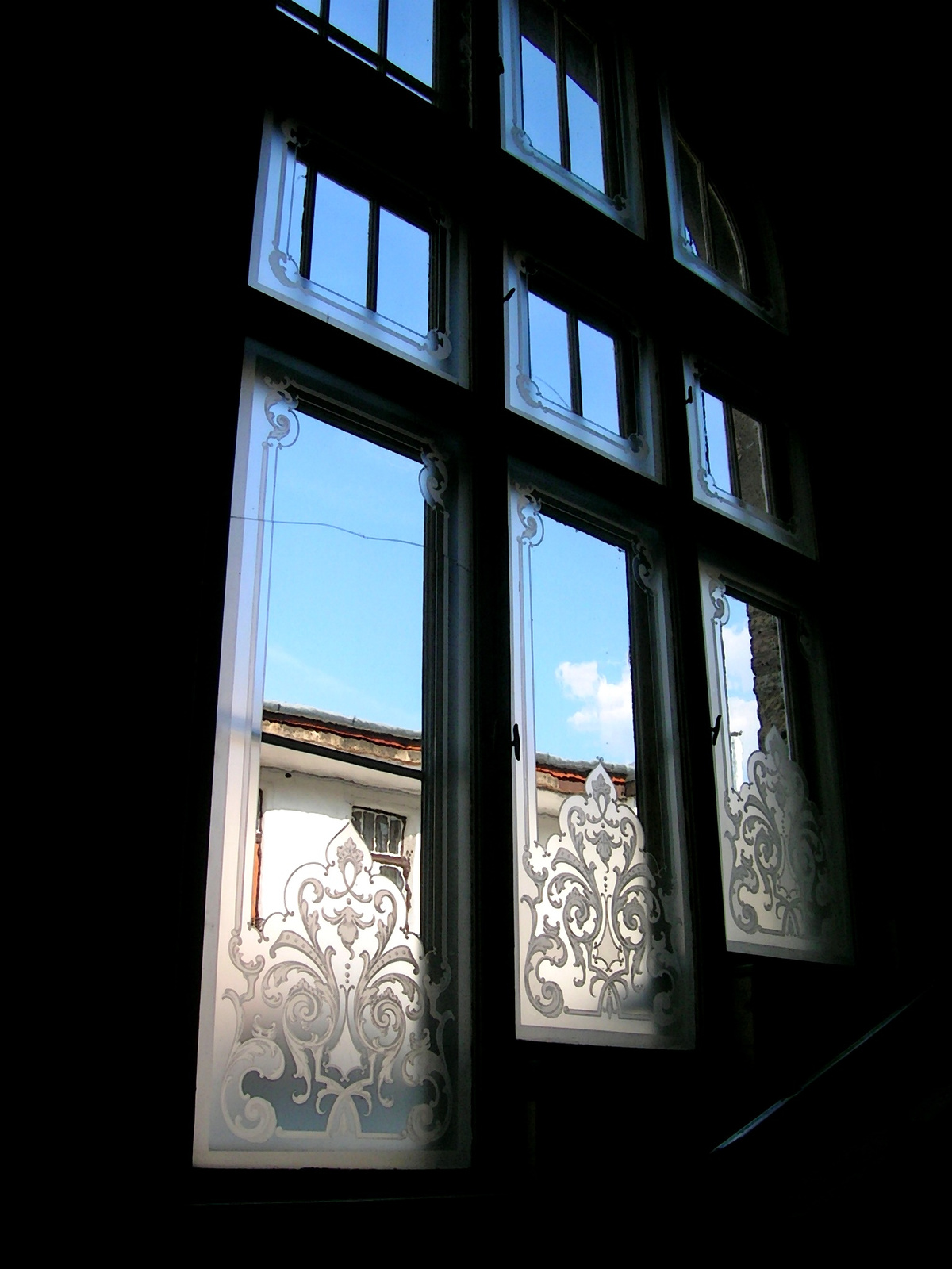 kékes ablak