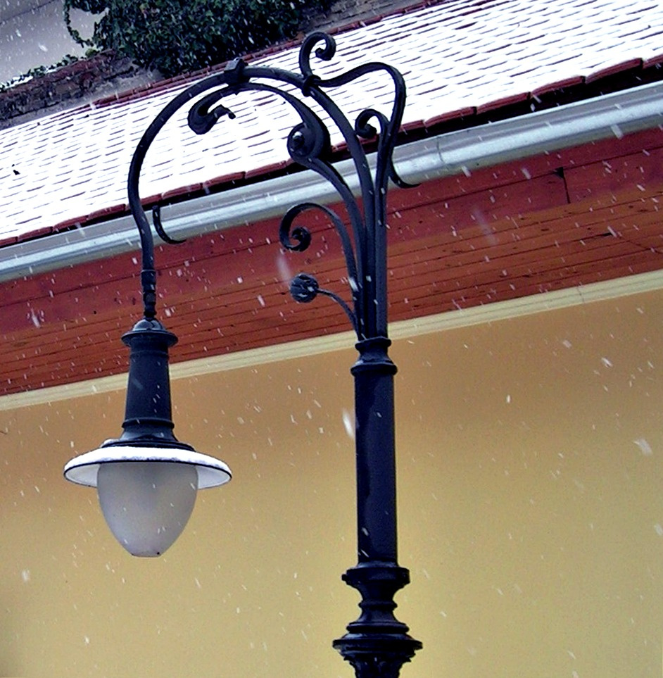 lámpa hóesésben