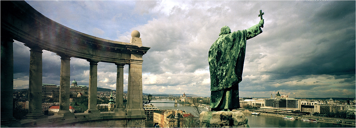 Hungary,Budapest,Gellért szobor,látkép nyugat,02174