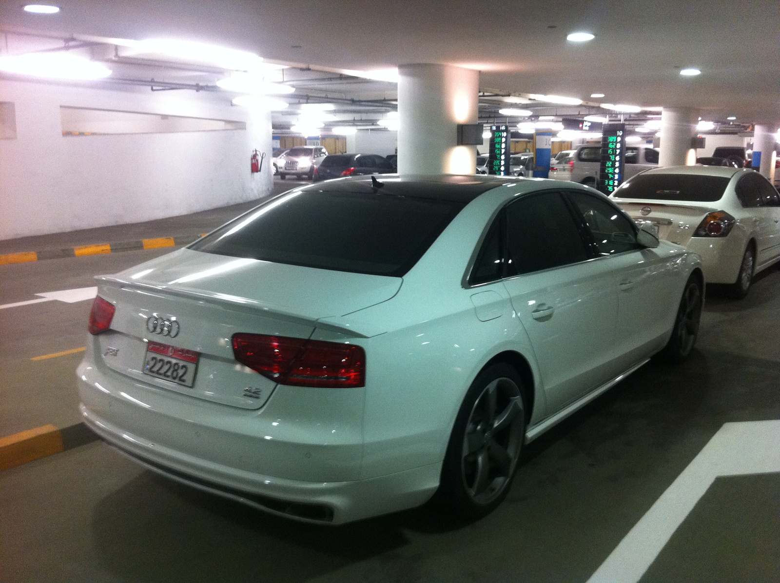 Audi A8 L 4.2 ABT