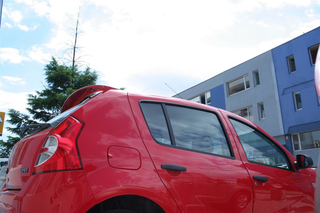 Dacia Sandero Cross country