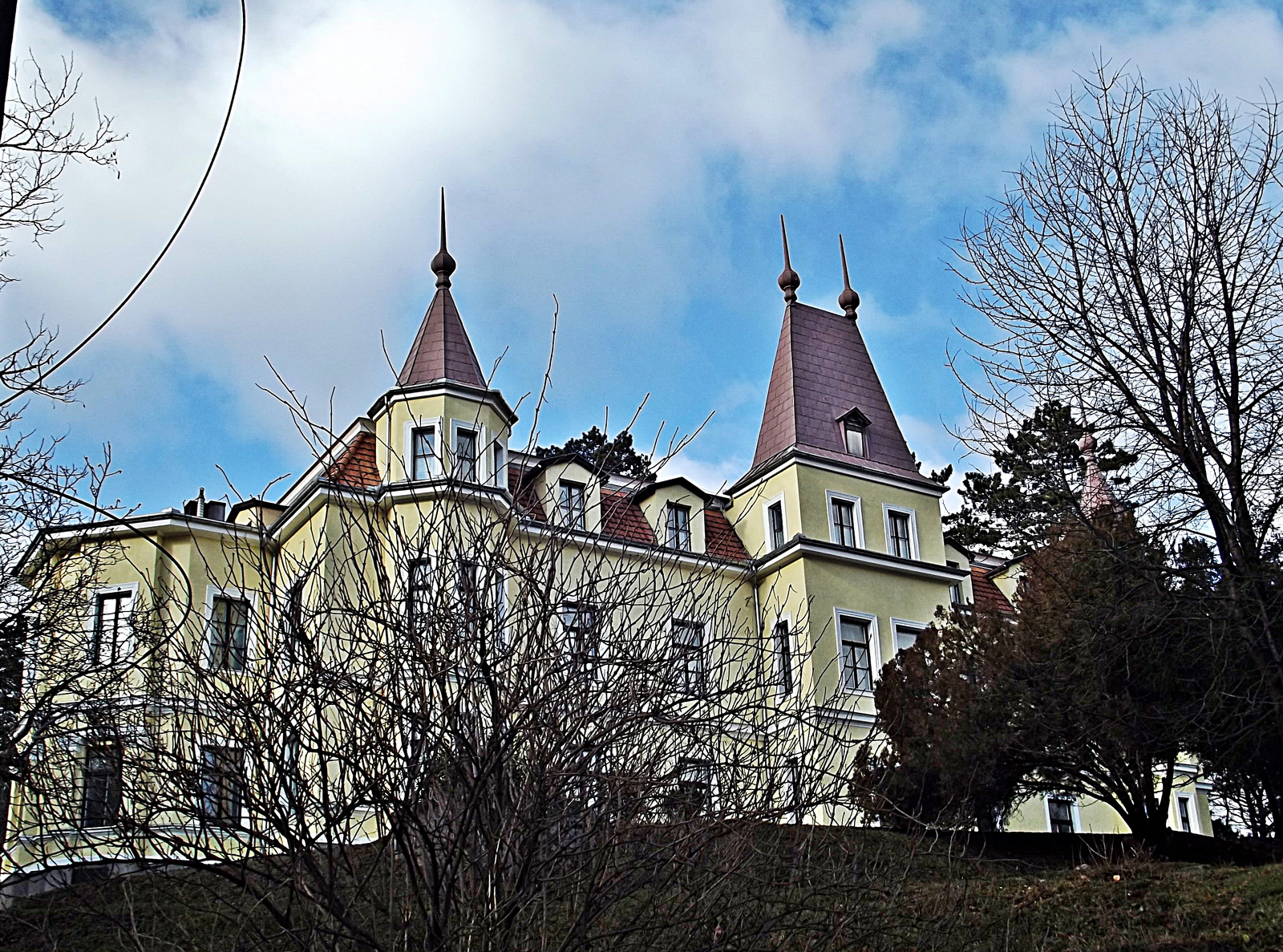 A Margitligeti kastély 1897-ben épült szanatóriumnak