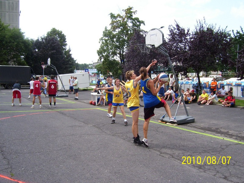 2010 Streetball 305