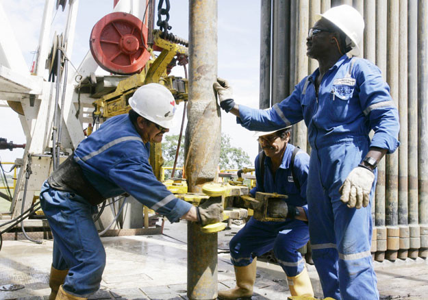 img-mg---dangerous-jobs---oil-drilling 182601567225