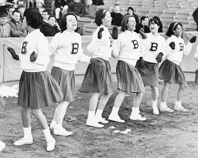 1960s-cheerleading