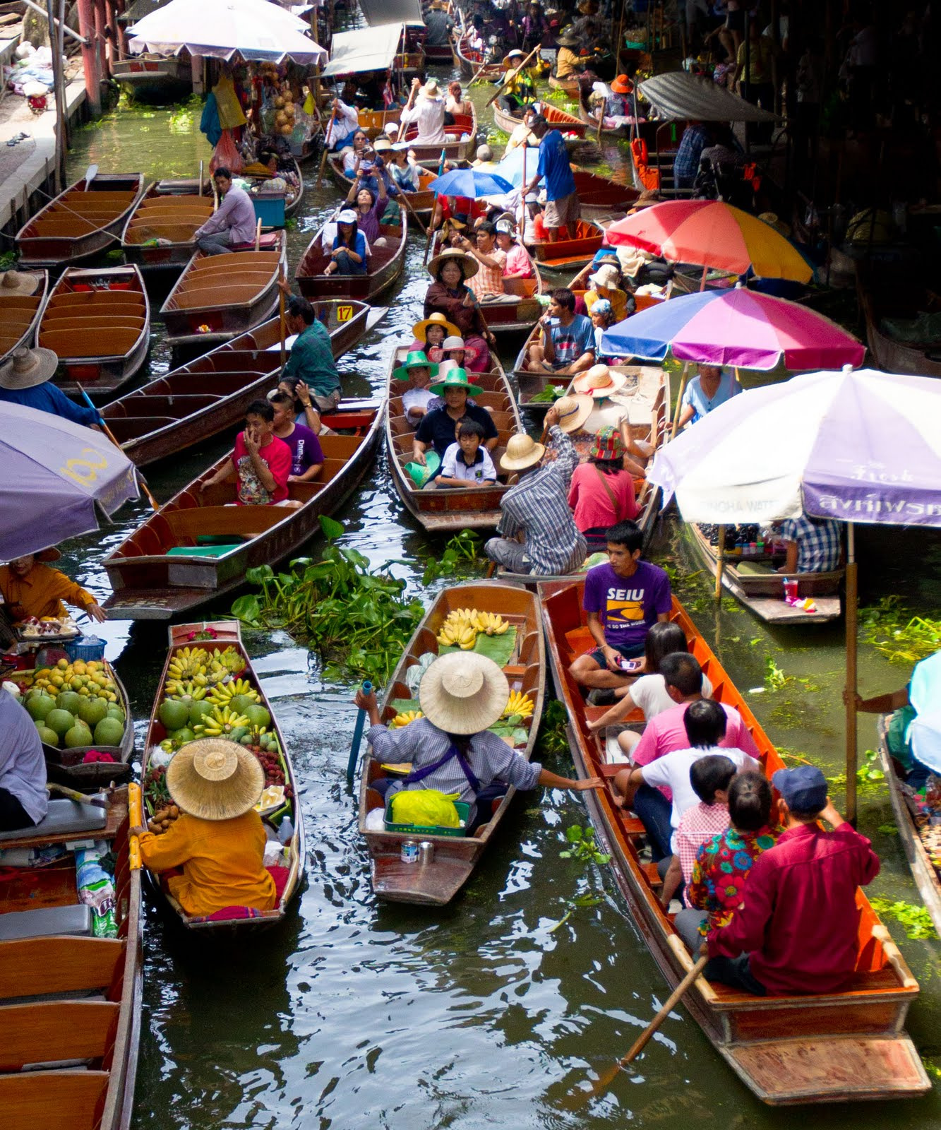 floating market Vietnam