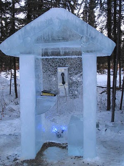 alaska-ice-phone-booth