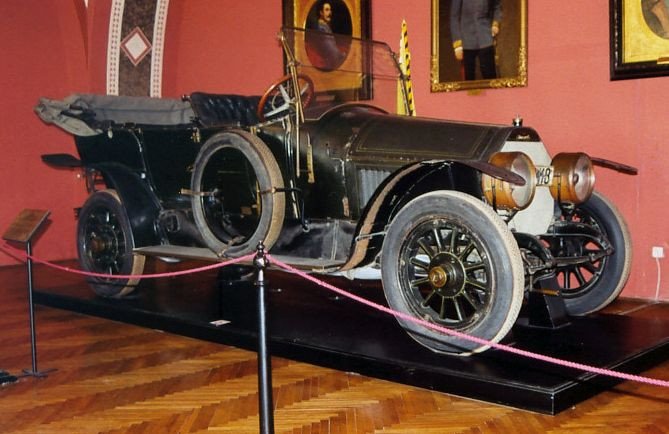 Franz Ferdinand Automobile AB