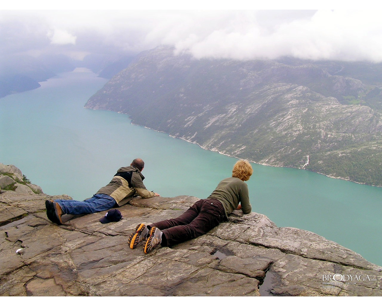 preikestolen norway wallpaper 2-1280x1024