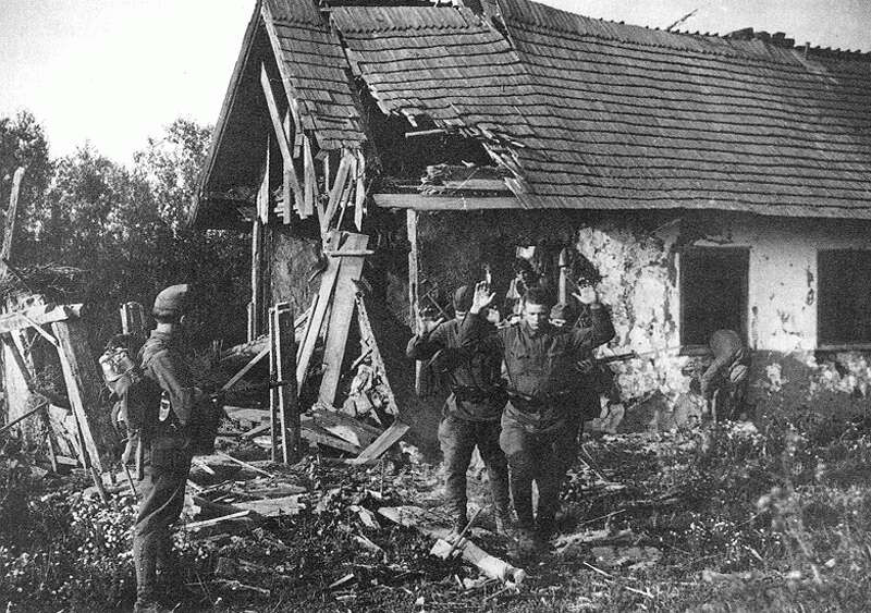 Magyar katonákat fogott el a Vörös hadsereg 1941-ben Vengerskie 