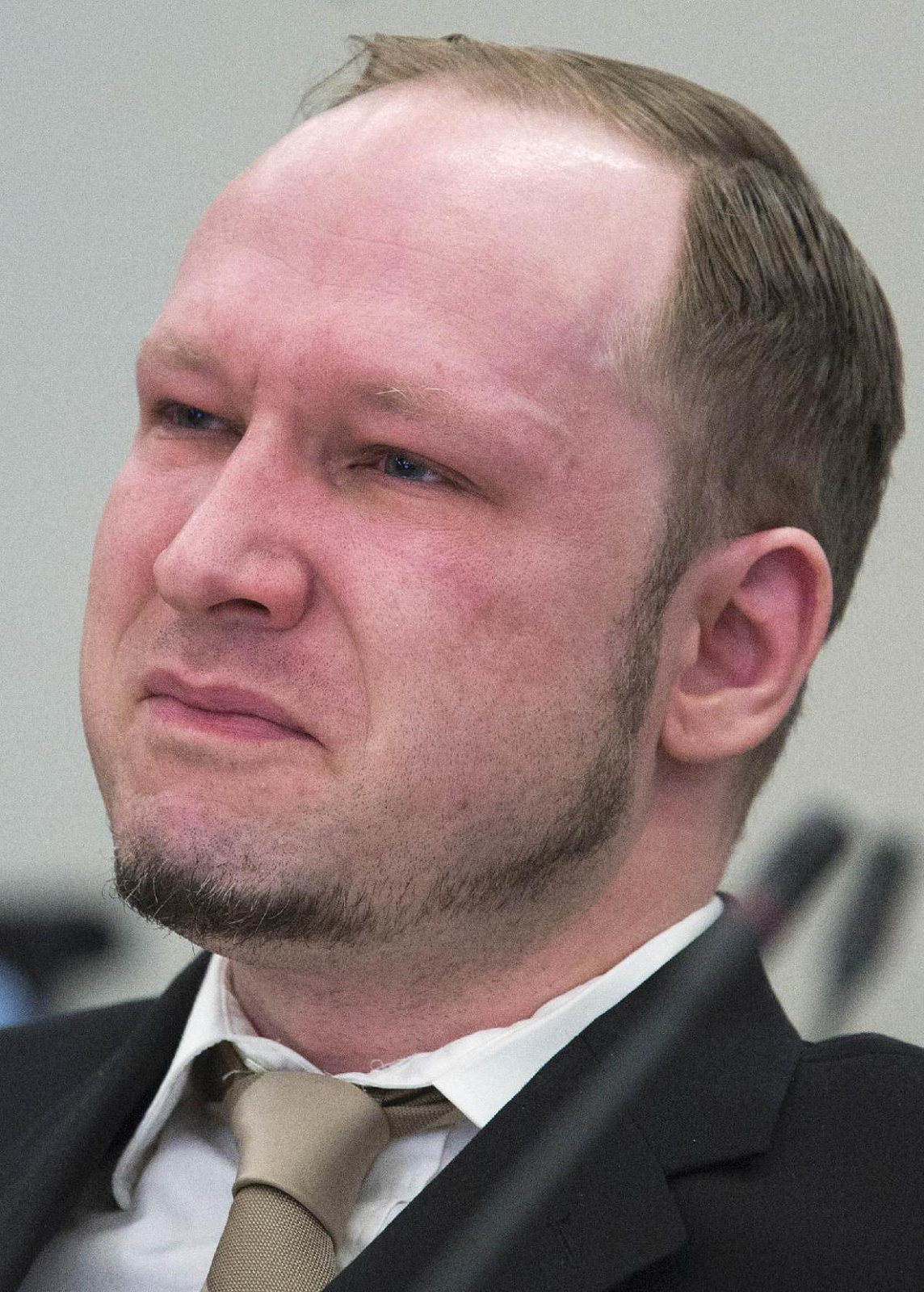 lawyers-in-breivik-case-want-to-dismiss-lay-judge