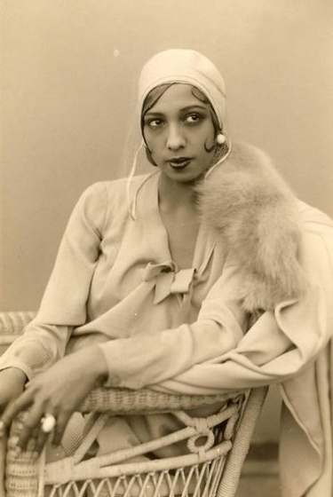 JOSEPHINE-BAKER-WICKER-CHAIR (1)