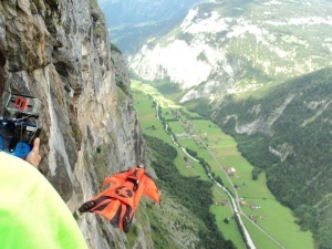 2. wingsuit-világbajnokság bázisugrás madárember Szárnyasruhás (