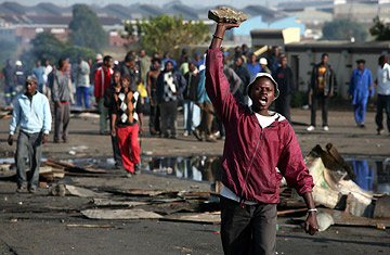 360 safrica violence 0530