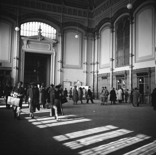 Nyugati pályaudvar pénztarcsarnok, 1938