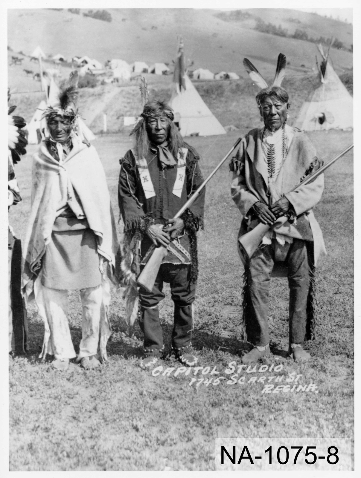 Cree-and-Saulteaux-men-with-rifles-in-1928-at-Lebret-SK-Key-Indi