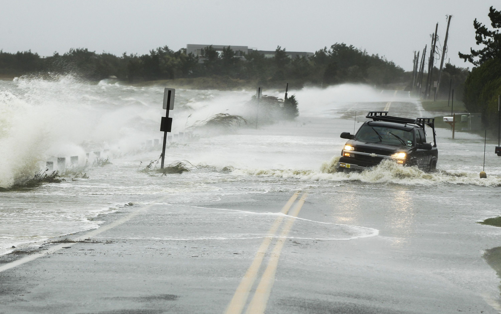 hurricane-sandy-car-flood