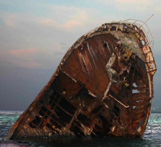 Hajóroncsok /wrecks shipwreck/