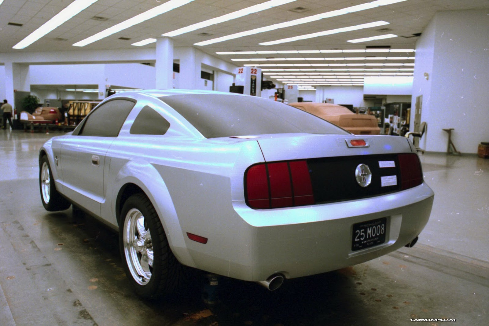 Ford-Mustang-Mk5-S197-29[2]