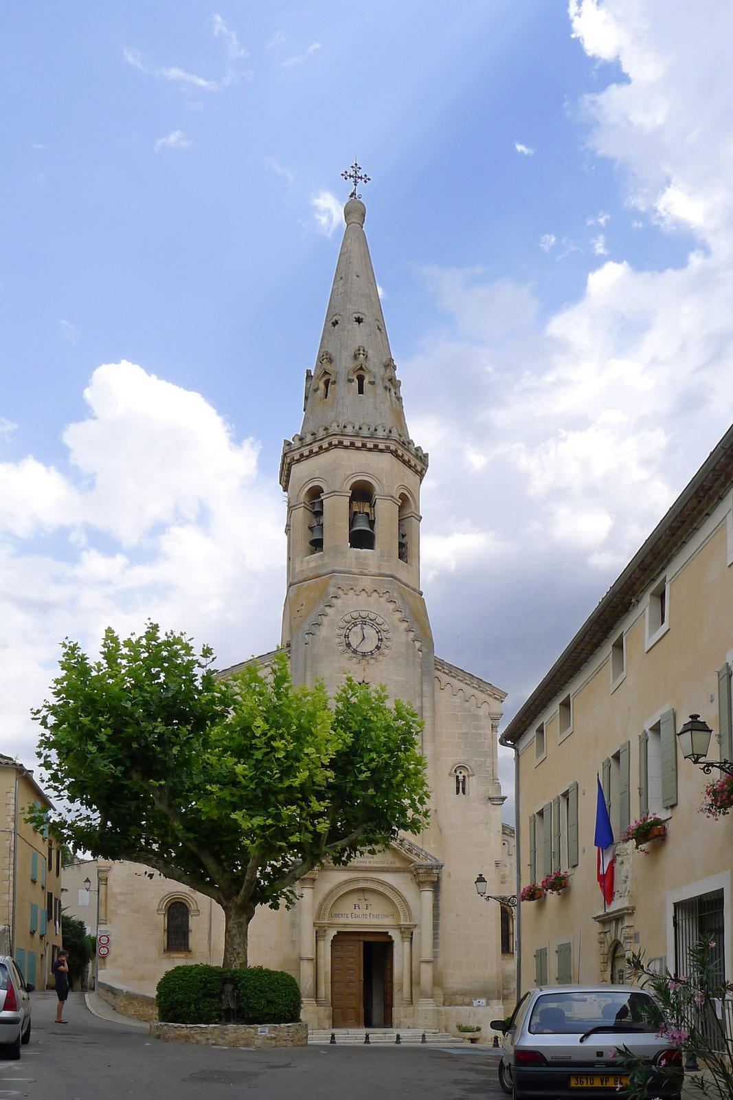 L' Église de Saint-Saturnin-lès-Apt