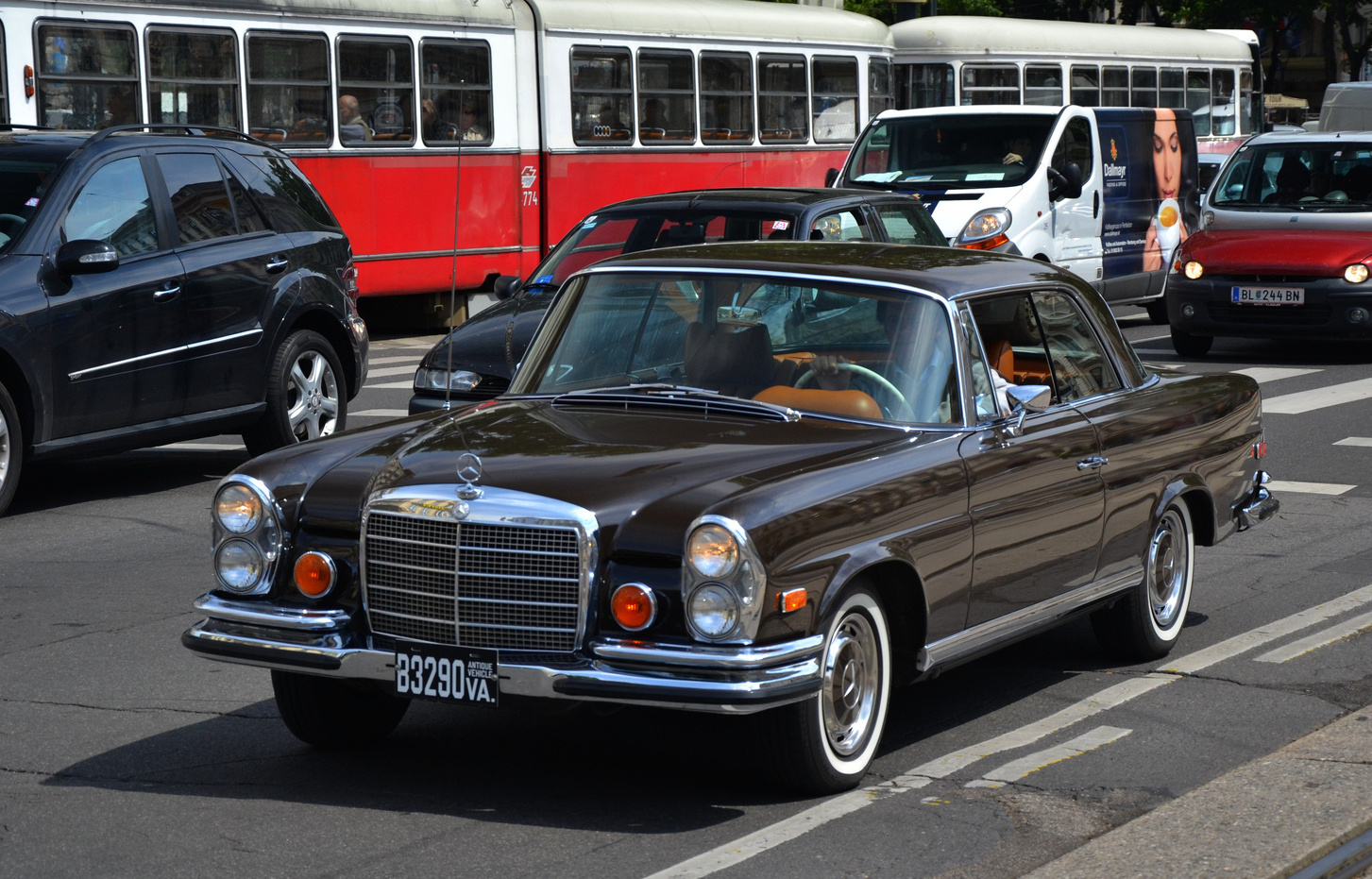 Mercedes-Benz 280SE