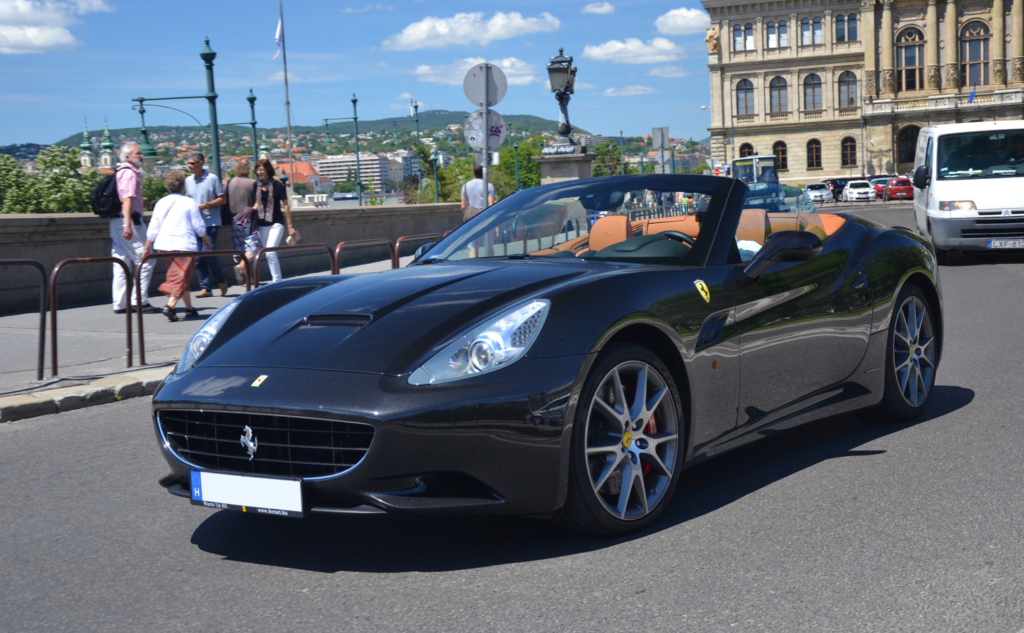 Ferrari California