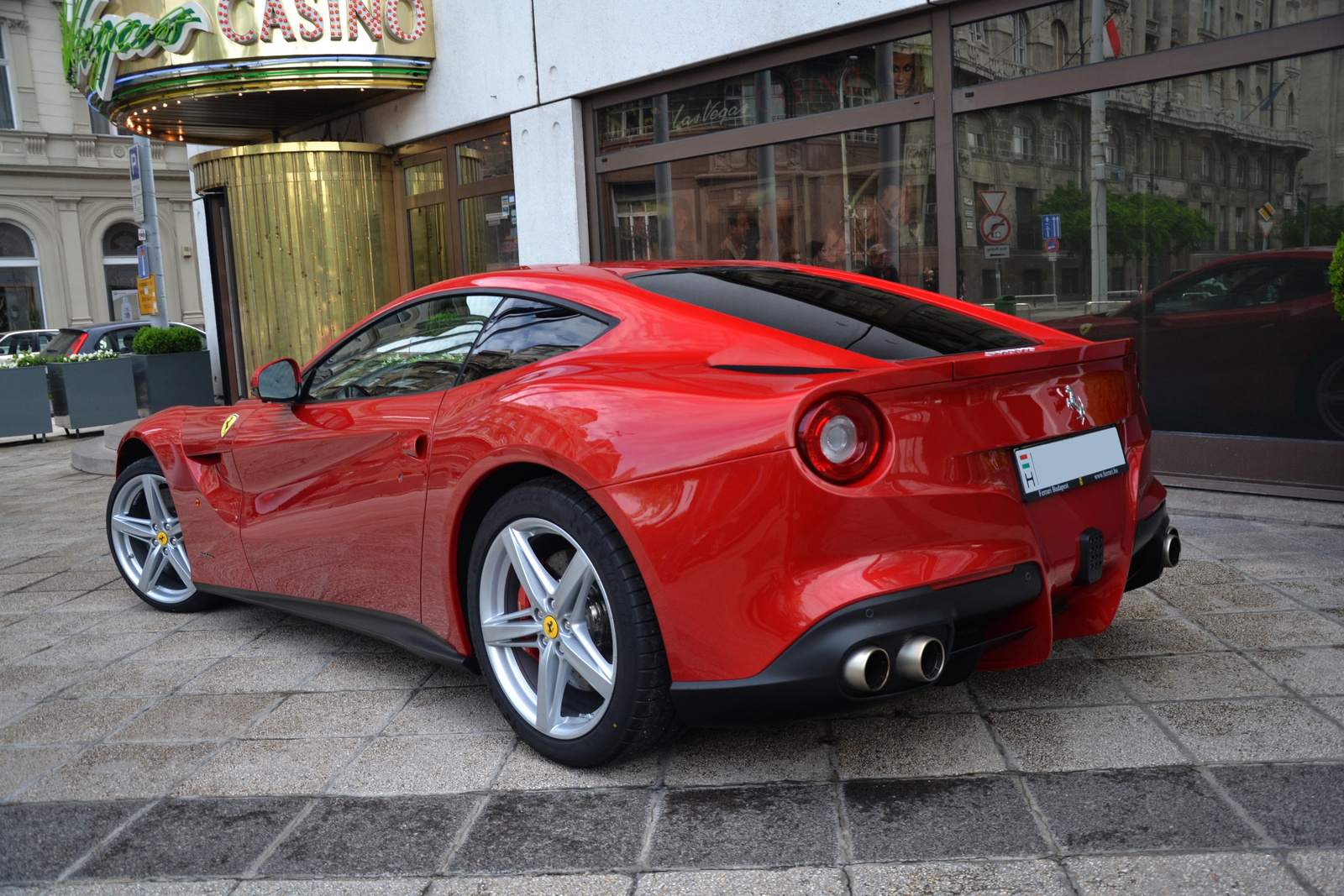 Ferrari F12berlinetta