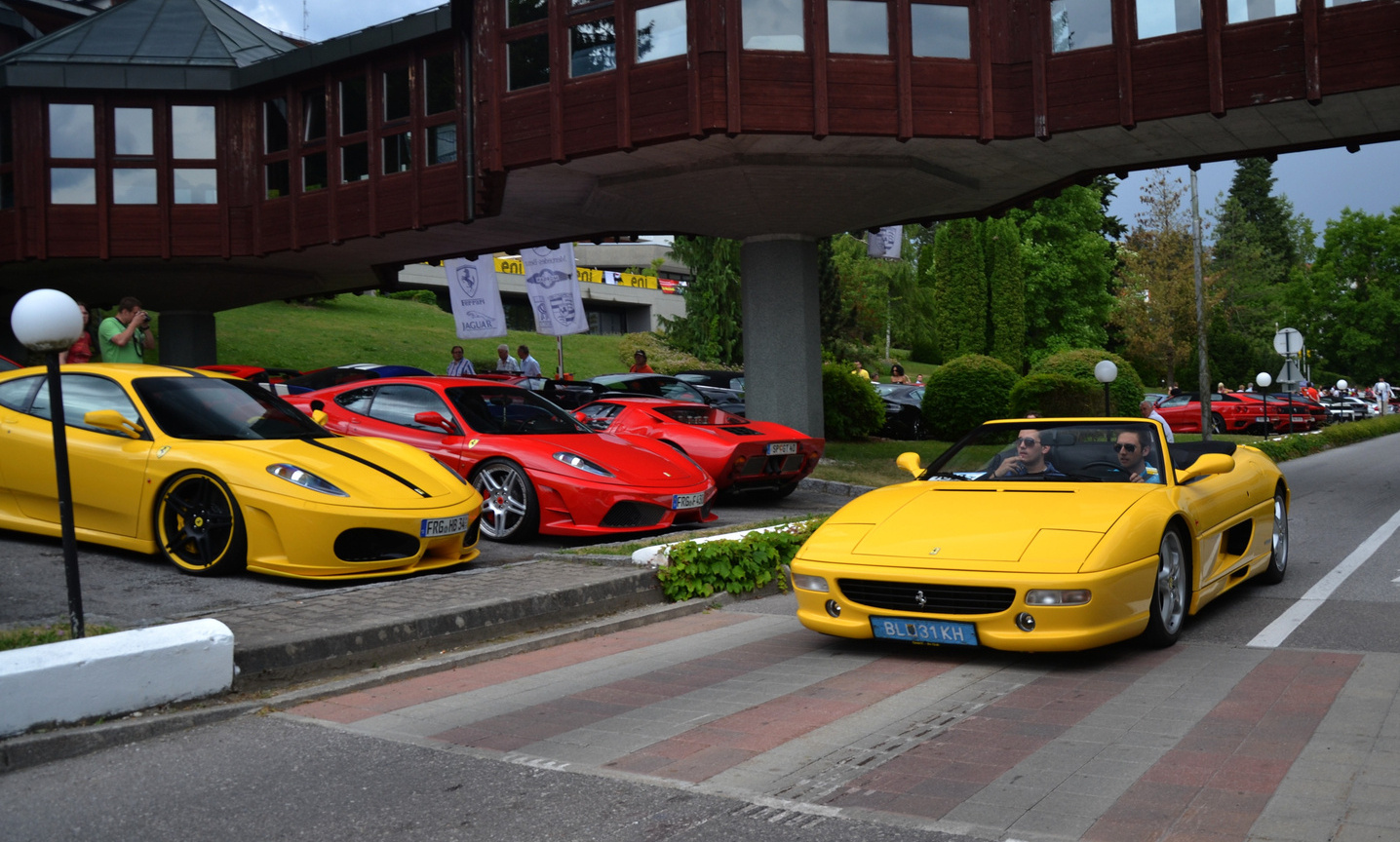 Ferrari 355 F1 Spider