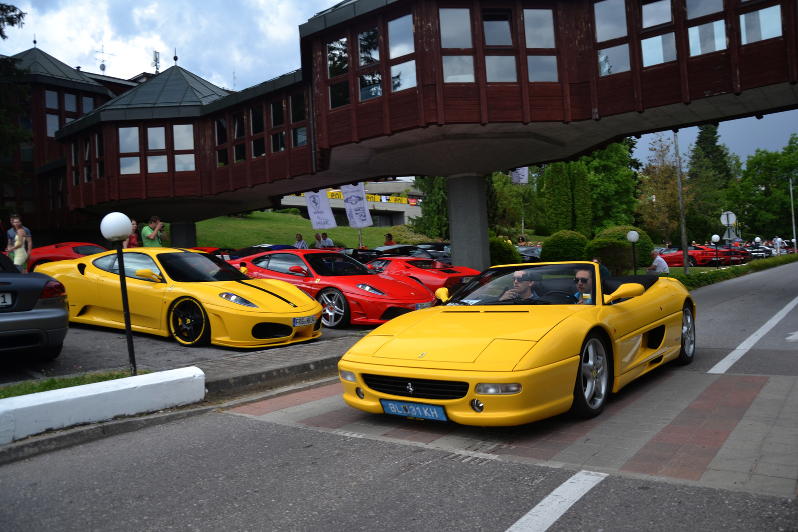 Ferrari 355 F1 Spider