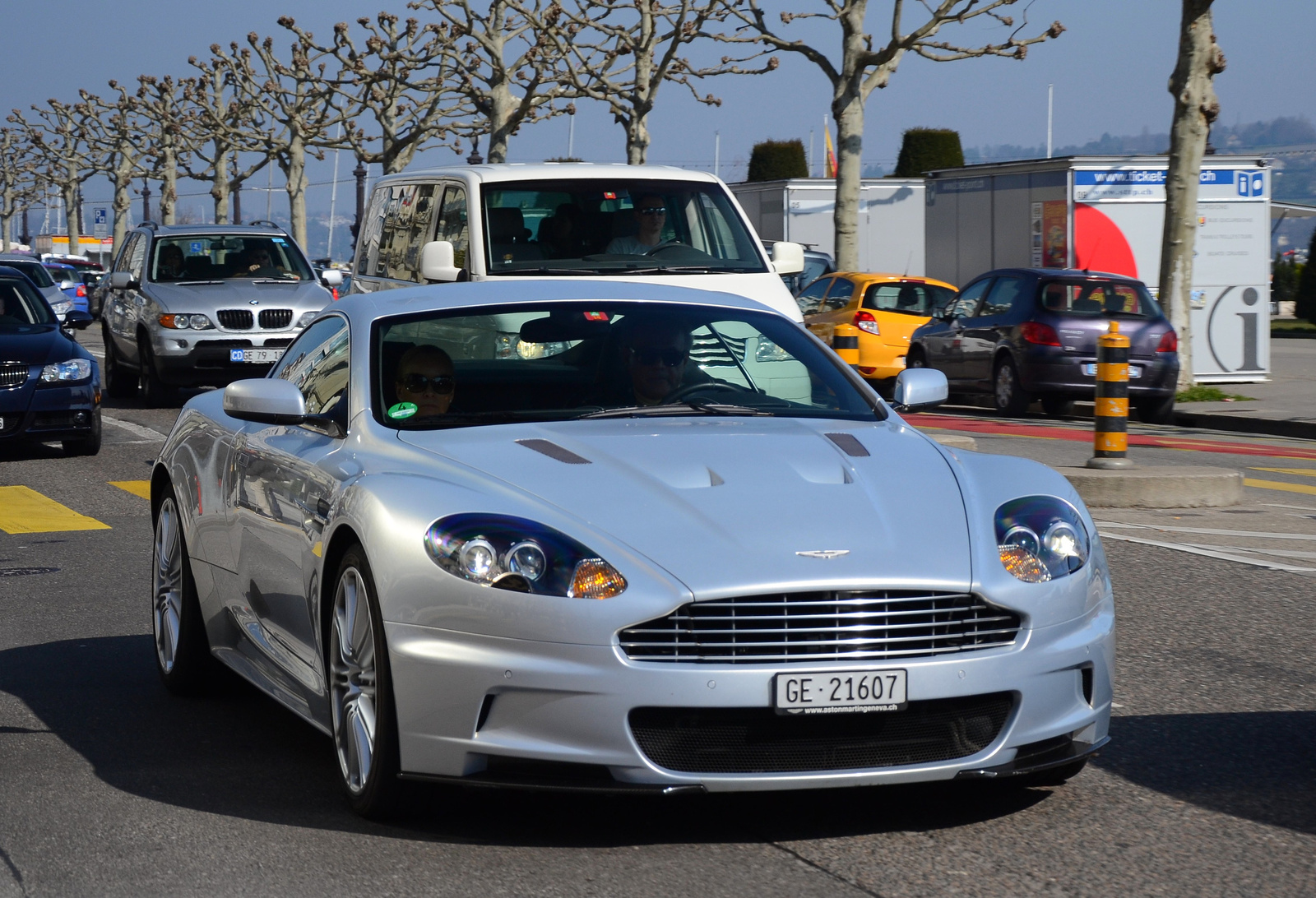 Aston Martin DBS